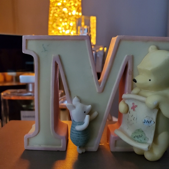 DISNEY CLASSIC WINNIE THE POOH ALPHABET LETTER - Picture 3 of 5